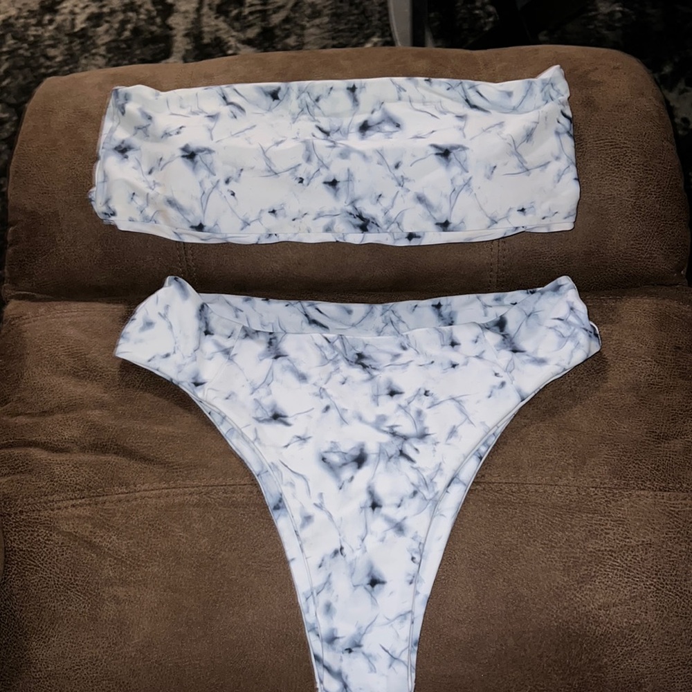 Two piece bandeau high waisted cheeky bikini
